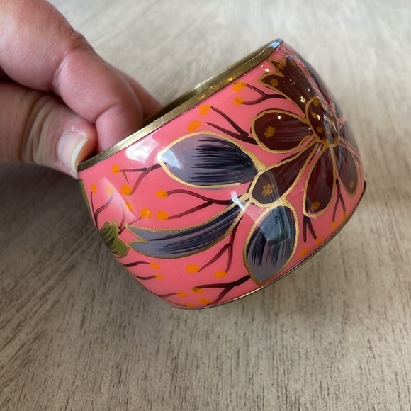 Hand painted brass extra wide bangle bracelet - Picture 1 of 4